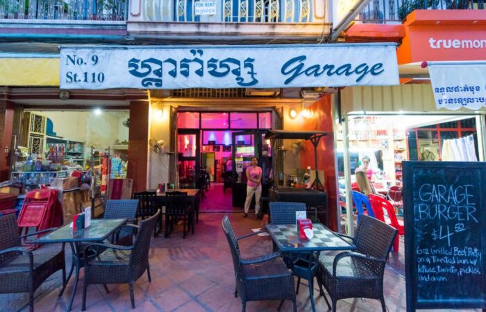 Garage Bar 1 Garage Bar